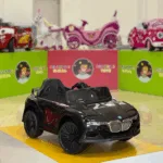 ელექტრო მანქანა BMW შავი